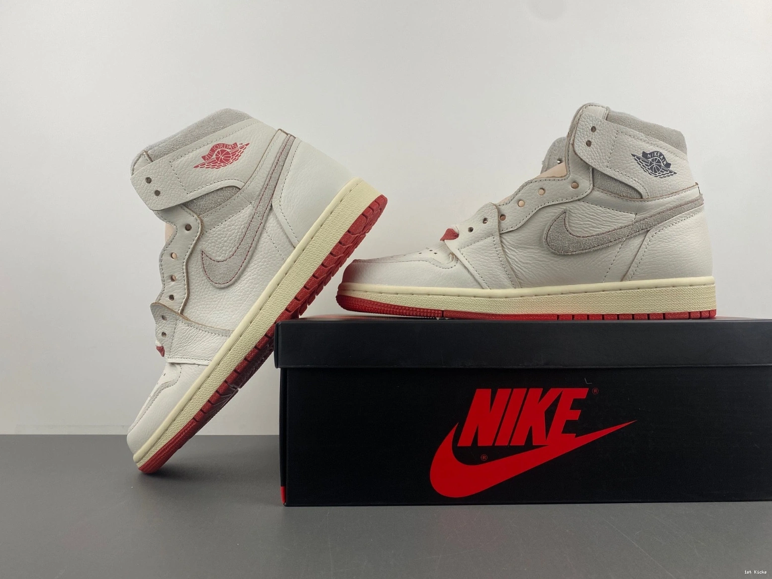 DB4612-100 Air Rare Air OG 1 Cinnabar Jordan High 0119